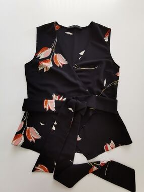 Zara Black Sleeveless Wrap Top Blouse With Pink, Orange, Red, Cream Floral Print